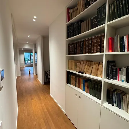 Apartment Luxury Attic In The - Garage Prenotabile