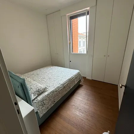 Luxury Attic In The - Garage Prenotabile Apartamento Parma