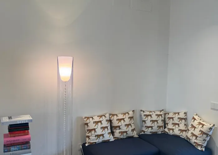 Luxury Attic In The - Garage Prenotabile Парма