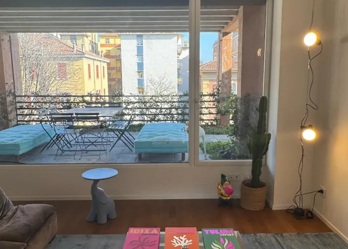 Luxury Attic In The - Garage Prenotabile Парма