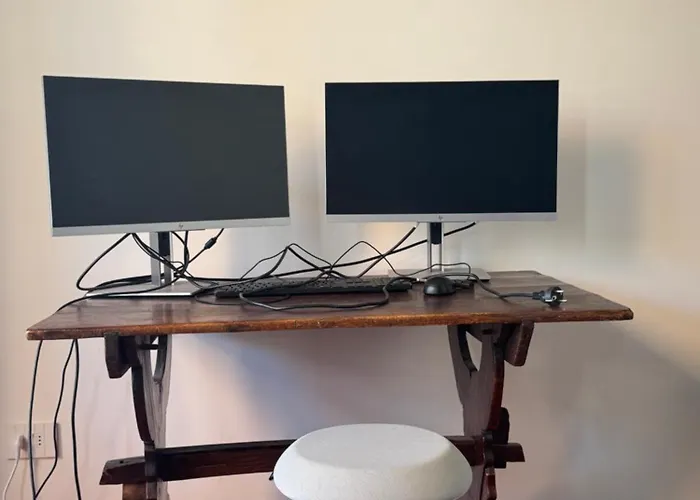 Luxury Attic In The - Garage Prenotabile Parma